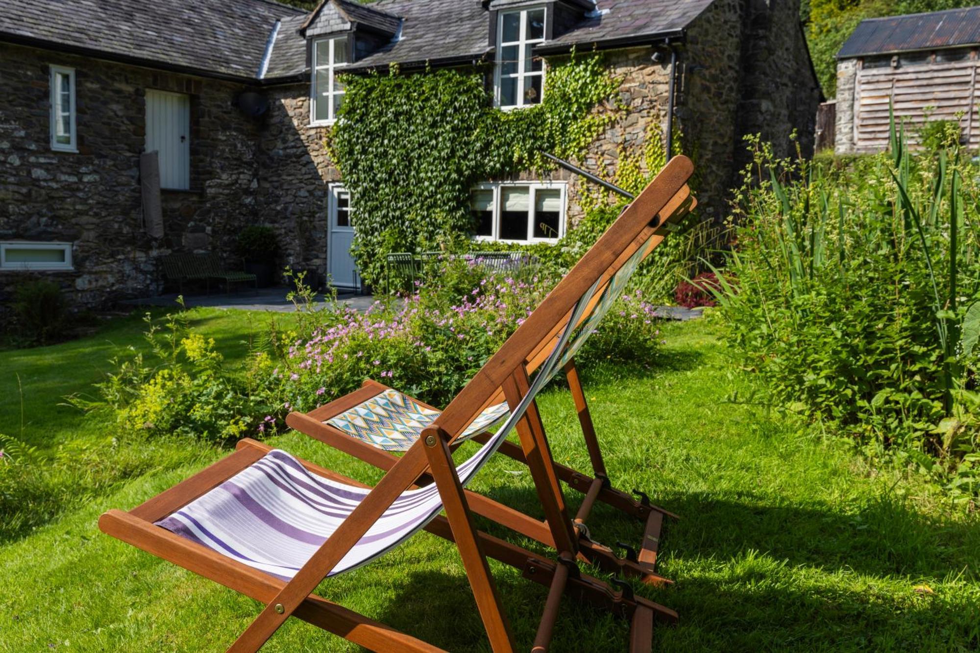 River Cottage, A Luxurious And Cosy Riverside Cottage For Two Welshpool Εξωτερικό φωτογραφία