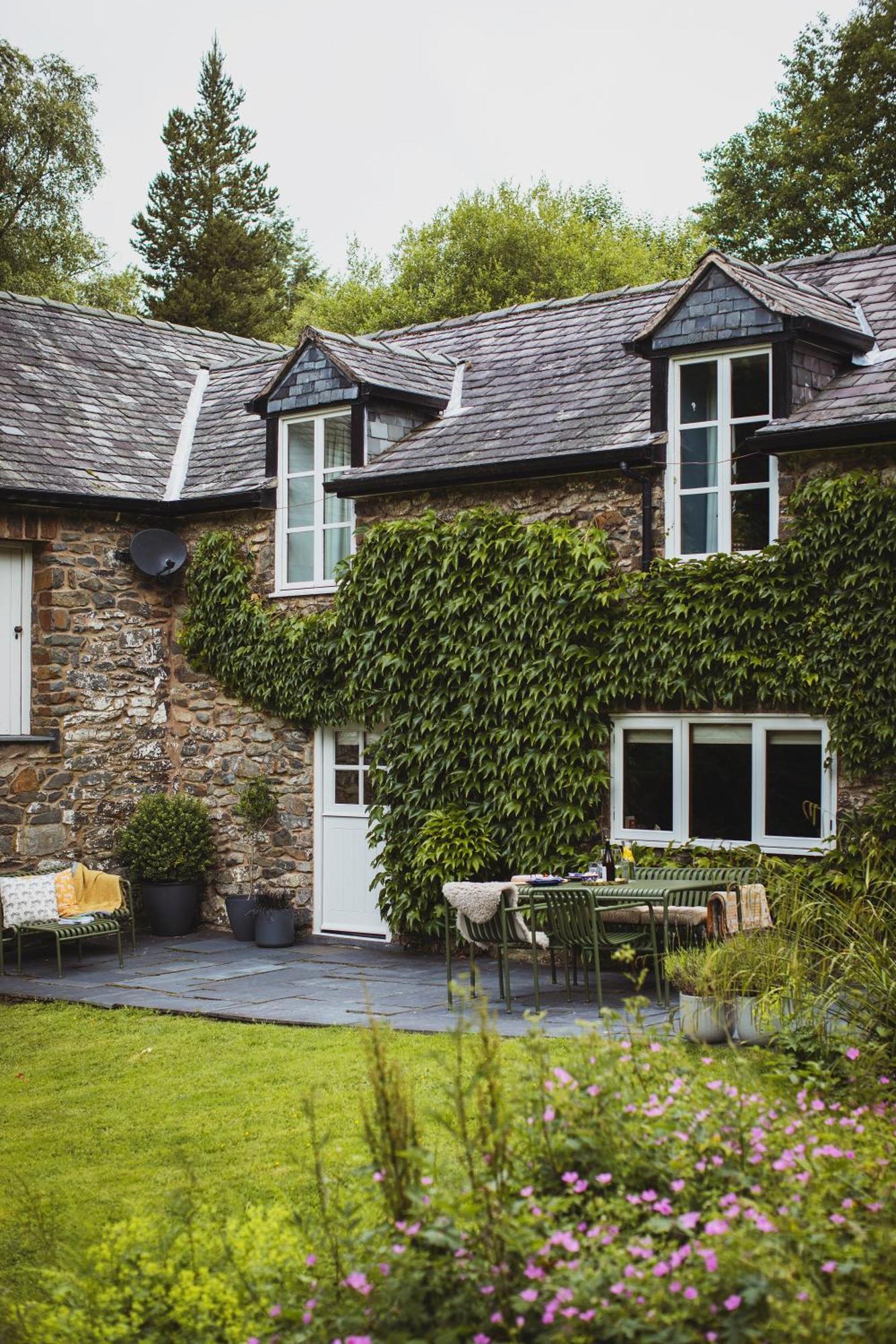 River Cottage, A Luxurious And Cosy Riverside Cottage For Two Welshpool Εξωτερικό φωτογραφία